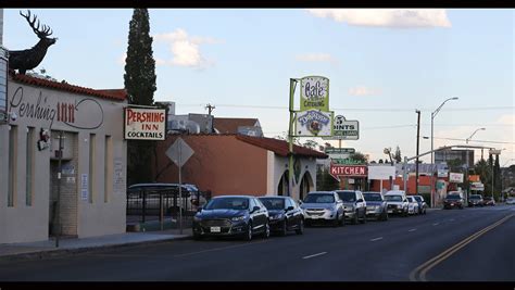 Pershing Inn El Velvet Elvis Located In Five Points El Paso Closes