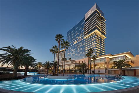 Perth Melbourne Crown Towers Hotel Makes Forbes Best In The World List News Com Au