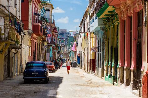 Photographic Journeys In Cuba R Hahn