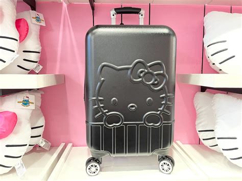 Photos New Hello Kitty Travel Collection Lands At Universal Studios