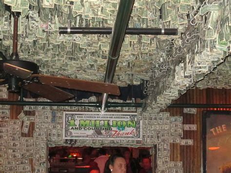 Pin By Dana Bates On Awesome Places Irish Pub Show Me The Money