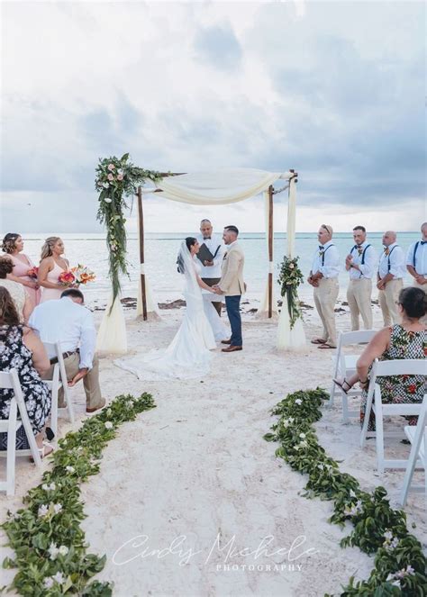 Pin By Tanya Davidson On 2021 Secret Harbour St Thomas Usvi Wedding