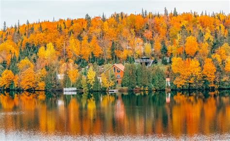 Places To Visit In October In Canada Infoupdate Org