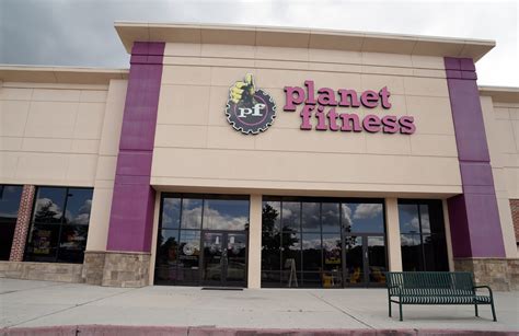 Planet Fitness Optimistic Despite Nearly 80% Drop In Quarterly Revenue