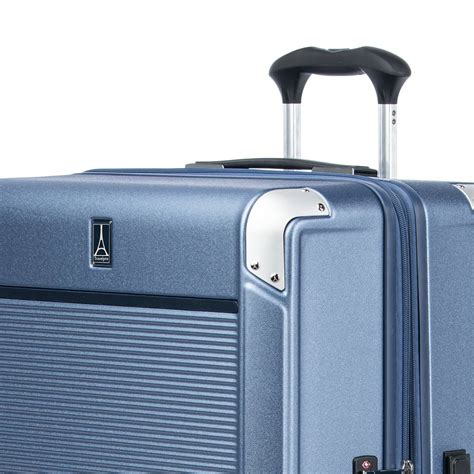 Platinum Elite Check In Luggage Large Hardside Spinner Travelpro