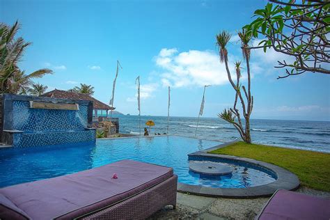 Poolside Suite Bayshore Villas Candidasa