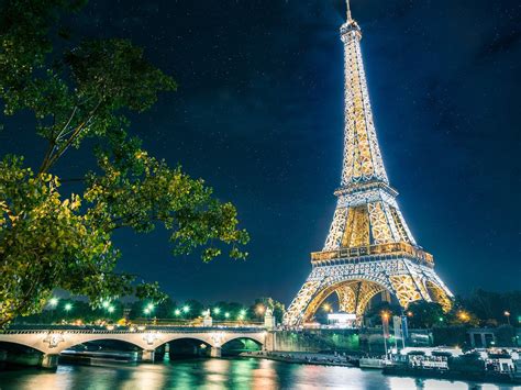 Premium Photo Eiffel Tower Paris Best Destinations In Europe