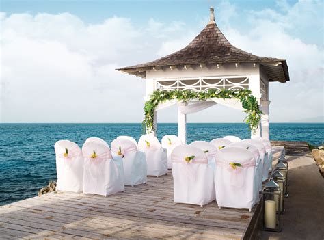 Private Island Wedding Couples Resorts