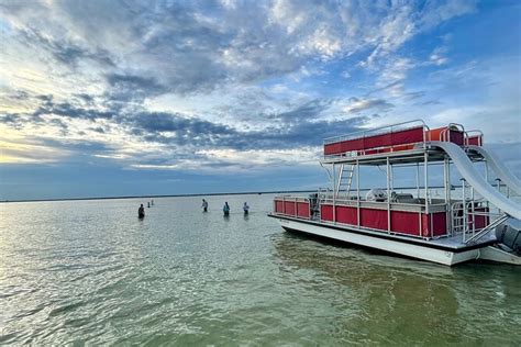 Private Sunset Cruise And Dolphin Sighting In Destin