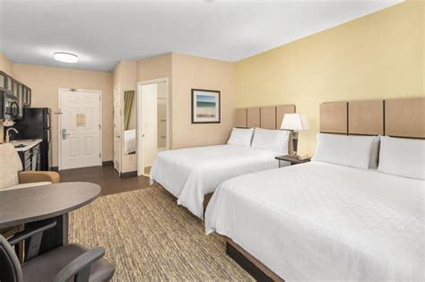 Queen Suite With Two Queen Beds With Accessible Tub Non Smoking At Candlewood Suites Destin