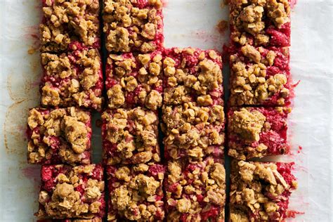 Raspberry Pie Crunch Bars Recipe