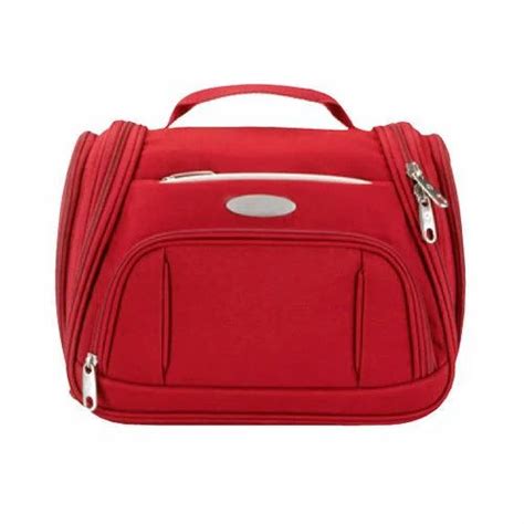 Red Small Travel Bag At Rs 350 In Mumbai Id 17510123297