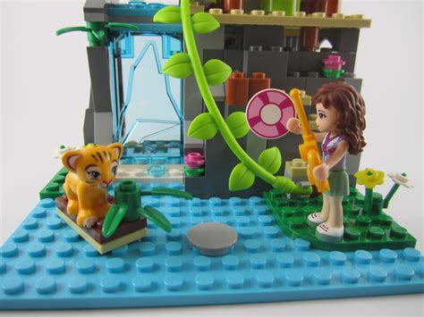 Review Lego Friends 41033 Jungle Falls Rescue