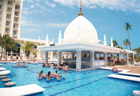 5 Riu Hotel Destinations