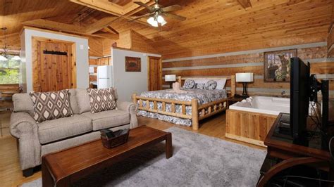 Romantic November Getaways Top 4 Pigeon Forge Cabins For Couples