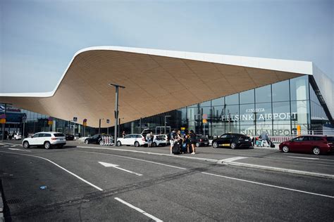 Russian Luxury Cars Filling Up Helsinki Airport Inquirer Mobility