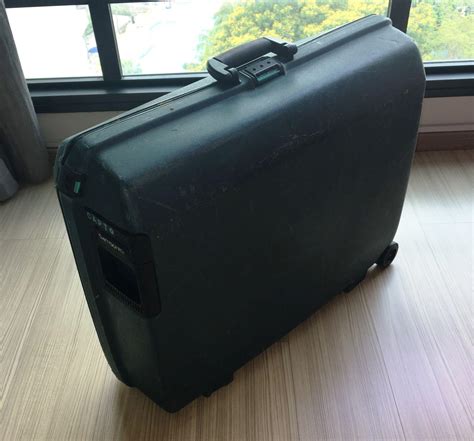 Samsonite Suitcase Vintage Model 28 Amp Quot Oyster Hard Shell Rolling Suitcase Case Hobbies Amp Toys