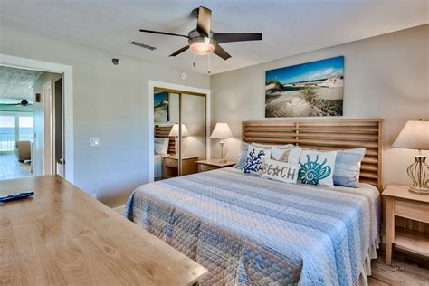 Seafarer Condo Right On The Beach Completely Renovated Gulf Front