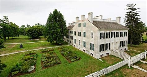 Shaker Village Of Pleasant Hill Pleasant Hill Lexington Ky Travel Memories Places Ive Been