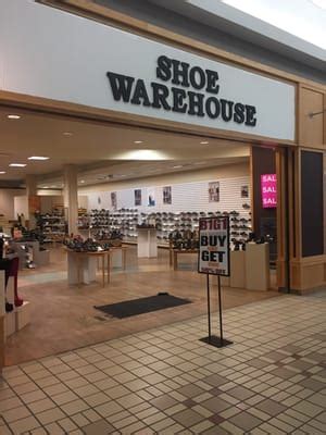 Shoe Warehouse Shoe Stores 2765 Eastland Mall Southeast Columbus Oh Phone Number Yelp