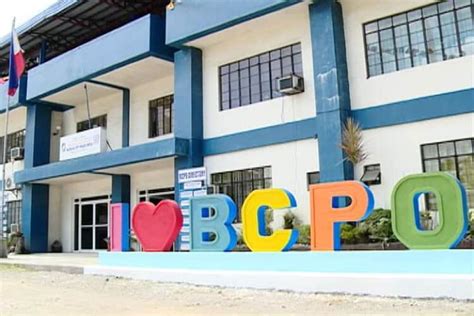 Sibling Cops In Bacolod Test Positive For Covid 19 Abs Cbn News