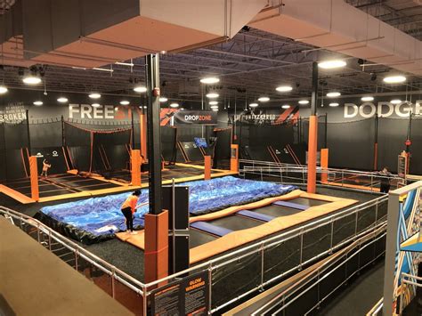 Sky Zone Trampoline Park 10 Photos 13 Reviews Trampoline Parks