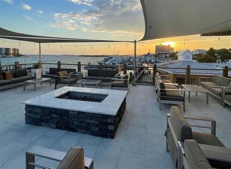 Skybar At The Edge Rooftop Bar Emerald Coast The Rooftop Guide