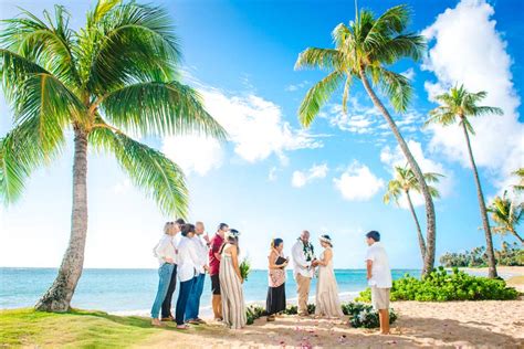 Small Hawaii Weddings