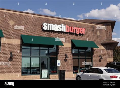 Smashburger Fast Casual Restaurant Smashburger Is Part Of Jollibee