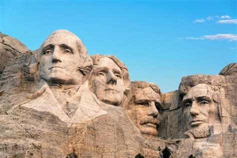 South Dakota Attractions 5 Essential Stops Rushmore Express