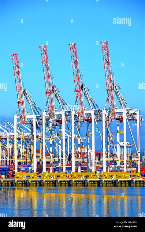 Southampton Harbour Docks And Cranes Stock Photo Alamy