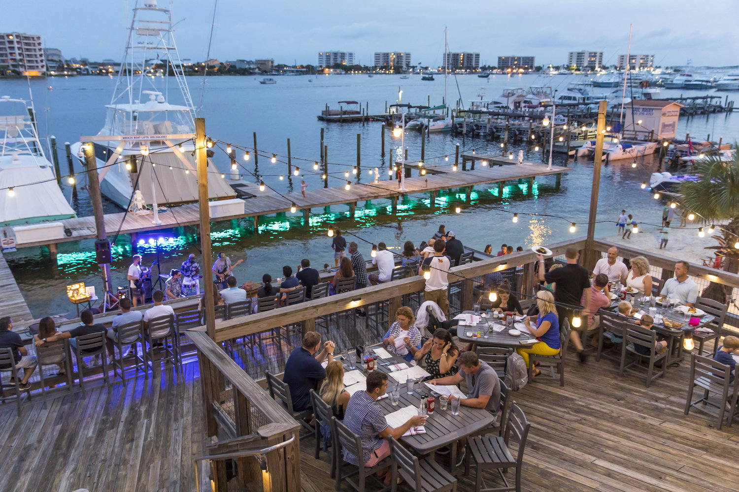 Staff Picks Best Destin Seafood Restaurants Ocean Reef Resorts