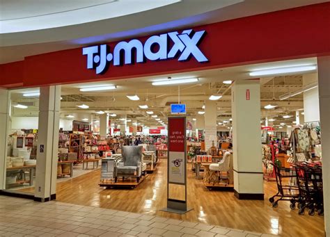 Store Closures Bankruptcies Could Provide A Boost To Tjx Cos