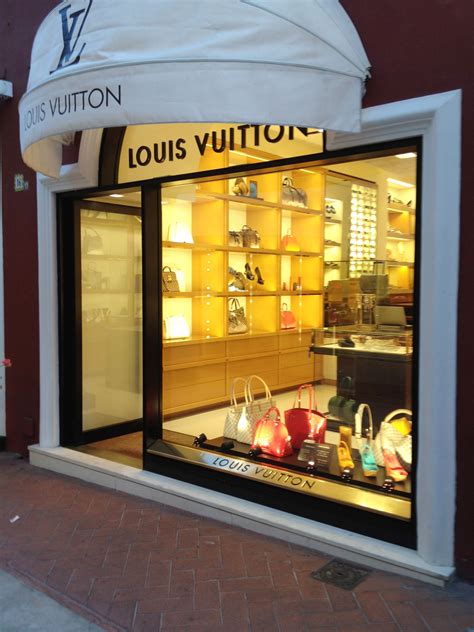 Stores Near Me That Sell Louis Vuitton Montaigne Semashow Com