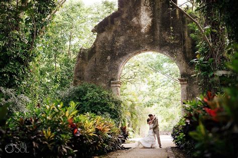 Stunning Ancient Arch At A Colonial Hacienda In Yucatan For A Destination Wedding Mexico