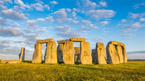 Sunrise Spring Equinox Stonehenge