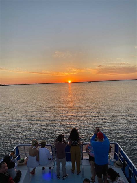 Sunset Dolphin Cruises On The Emerald Coast Of Florida Destin Snorkel