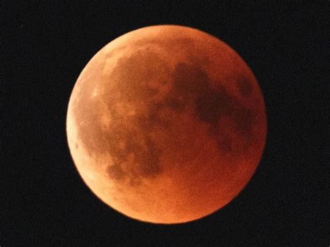 Super Flower Blood Moon How To See Lunar Eclipse In Cleveland