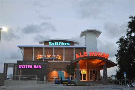 Tailfins Ale House Oyster Bar Seafood Destin Fl Reviews