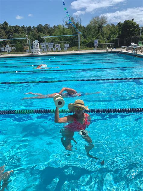 Taj Renee Community Aquatic Center Destin Fl