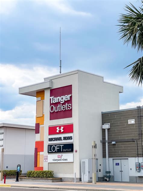 Tanger Outlets Daytona Beach Your Guide To Outdoor Shopping In Style