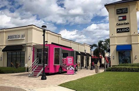 Tanger Outlets Palm Beach Exclusive Mall In West Palm Beach Fl