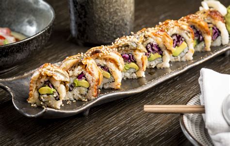 The 24 Best Sushi Restaurants In Chicago Best Sushi In Chicago Sushi