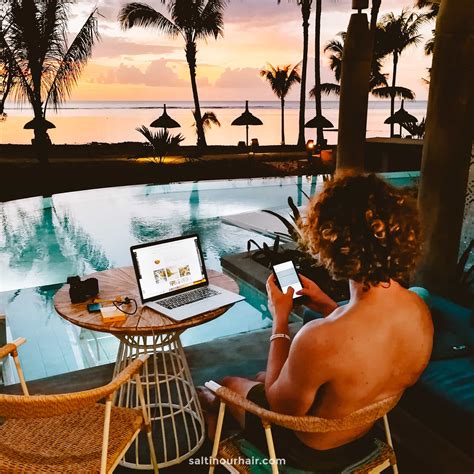 The 5 Best Ways To Travel And Make Money Living The Digital Nomad