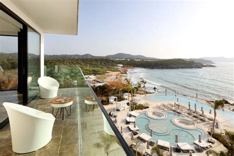 The 6 Best Beachfront Hotels In Ibiza Kimkim