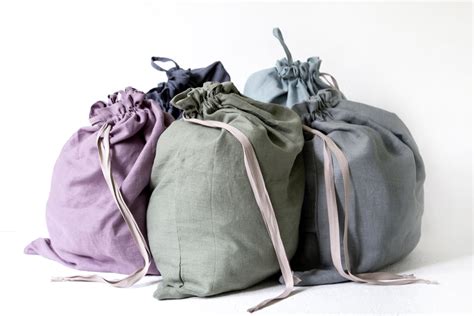 The 7 Best Travel Laundry Bags In 2020 Mesh Canvas Nylon