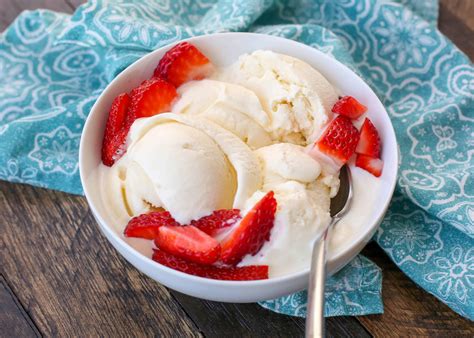 The Best And Easiest Ice Cream You Ll Ever Make Barefeet In The Kitchen