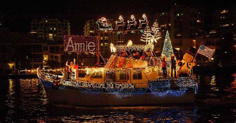 The Best Holiday Boat Parades In Florida Outcoast Com