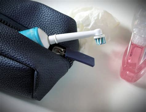 The Best Travel Toothbrush And Teeth Whitening Kit