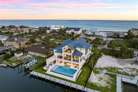 The Destin Boathouse